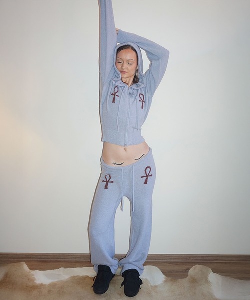 SCULPTOR（スカルプター）の「Ankh Boucle Knit Cardigan（カーディガン/ボレロ・レディース・ピンク/ライトブルー/アイボリー・LARGE/MEDIUM/SMALL）」の8枚目の写真