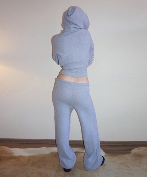 SCULPTOR（スカルプター）の「Ankh Boucle Knit Cardigan（カーディガン/ボレロ・レディース・ピンク/ライトブルー/アイボリー・LARGE/MEDIUM/SMALL）」の10枚目の写真