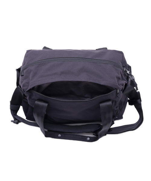 CHROME（クローム）の「［ CHROME / クローム ］BARRAGE 32L DUFFLE BLKX_BLACK X / バラージ 32L ダッフル バッグ ブラック エックス 耐水 32L バックパック仕様（ボストンバッグ・メンズ・ブラック系その他・FREE）」の8枚目の写真