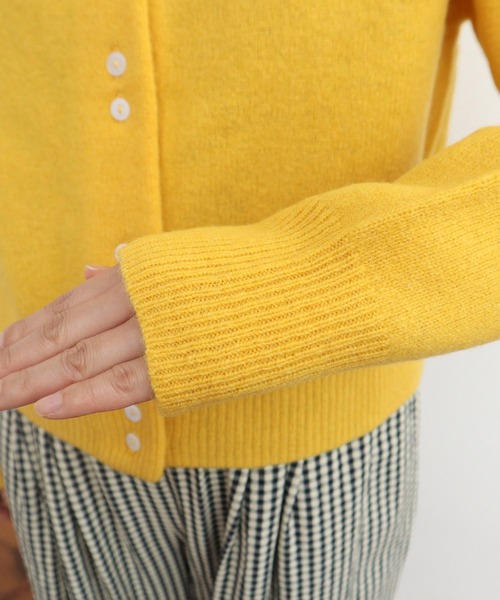 CHILD WOMAN（チャイルドウーマン）の「2/15ラムウール 2つ釦カーディガン（カーディガン/ボレロ・レディース・ブルー/アイボリー/ピンク/グリーン/レッド/イエロー/ネイビー・FREE）」の14枚目の写真