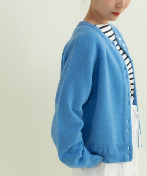CHILD WOMAN（チャイルドウーマン）の「2/15ラムウール 2つ釦カーディガン（カーディガン/ボレロ・レディース・ブルー/アイボリー/ピンク/グリーン/レッド/イエロー/ネイビー・FREE）」の20枚目の写真