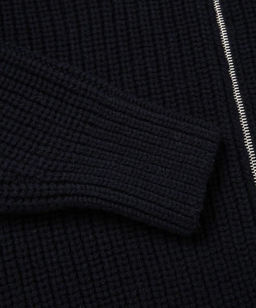 DRIES VAN NOTEN（ドリスヴァンノッテン）の「MONTY BIS 2707 M.K.SWEATER（ニット/セーター・メンズ・カーキ/ブラック/ネイビー・S/M）」の6枚目の写真