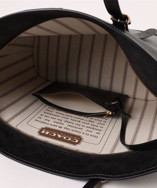 COACH(コーチ)の「タクシー トート バッグ・シグネチャー キャンバス(トートバッグ・レディース・ブラック系その他・ONE)」の5枚目の写真