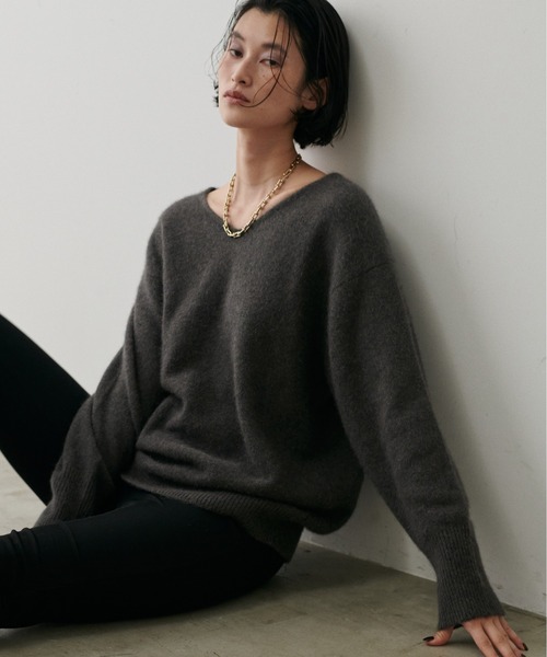 LARUTA（ラルータ）の「【LARUTA】FOX混2WAYニットプルオーバー（ニット/セーター・レディース・モカ/レッド/ブラック/チャコールグレー/オフホワイト・FREE）」の18枚目の写真