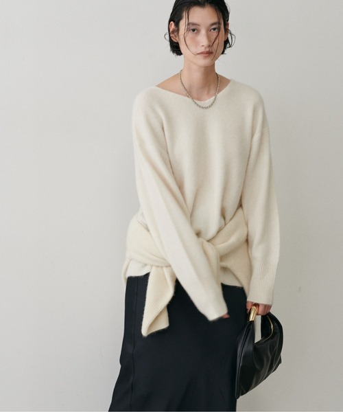 LARUTA（ラルータ）の「【LARUTA】FOX混2WAYニットプルオーバー（ニット/セーター・レディース・モカ/レッド/ブラック/チャコールグレー/オフホワイト・FREE）」の9枚目の写真