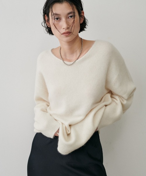 LARUTA（ラルータ）の「【LARUTA】FOX混2WAYニットプルオーバー（ニット/セーター・レディース・モカ/レッド/ブラック/チャコールグレー/オフホワイト・FREE）」の7枚目の写真