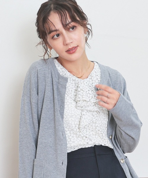 GLACIER lusso(グラシアルッソ)の「フリルレーストップス(Tシャツ/カットソー・レディース・ブラック/グレイッシュブルー/アイボリー系/ブラウン・S/M/LL/L)」の3枚目の写真