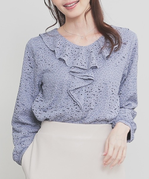 GLACIER lusso(グラシアルッソ)の「フリルレーストップス(Tシャツ/カットソー・レディース・ブラック/グレイッシュブルー/アイボリー系/ブラウン・S/M/LL/L)」の4枚目の写真