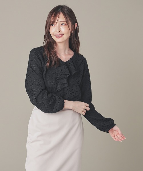 GLACIER lusso(グラシアルッソ)の「フリルレーストップス(Tシャツ/カットソー・レディース・ブラック/グレイッシュブルー/アイボリー系/ブラウン・S/M/LL/L)」の9枚目の写真
