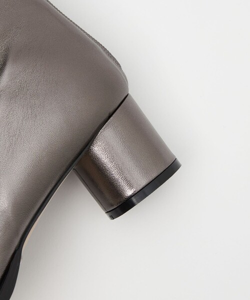 ODETTE E ODILE(オデットエオディール)の「ソフトタッチ ショートブーツ50↑(ブーツ・レディース・ブラック/ダークブラウン/シルバー・24cm/22.5cm/25cm/24.5cm/23cm/22cm/23.5cm)」の9枚目の写真