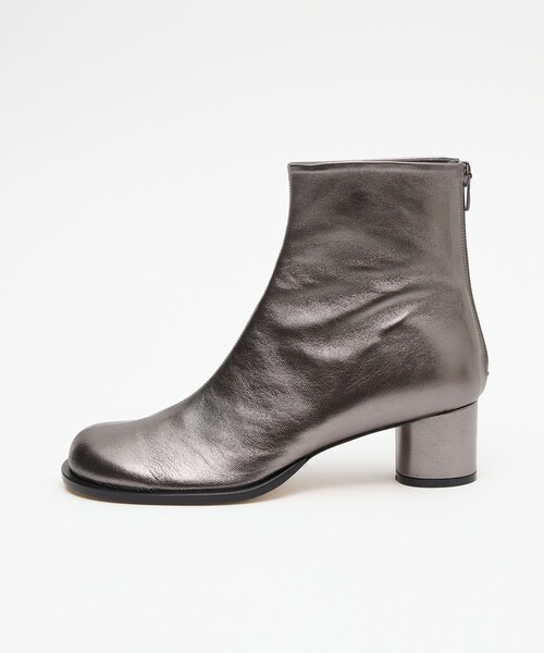 ODETTE E ODILE(オデットエオディール)の「ソフトタッチ ショートブーツ50↑(ブーツ・レディース・ブラック/ダークブラウン/シルバー・24cm/22.5cm/25cm/24.5cm/23cm/22cm/23.5cm)」の10枚目の写真