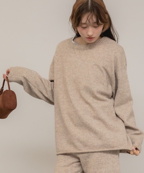 HEILIS(ヘイリス)の「オーバーサイズクルーネックニットトップス/ブラック グレー ベージュ メランジ 韓国 ニットセットアップ セットアップ対応 ノームコア 長袖 オーバーサイズ 秋服 冬服 ニット トップス ノームコア シンプル カジュアル(ニット/セーター・レディース・ブラック/ベージュ/グレー・FREE)」の20枚目の写真