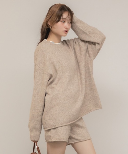 HEILIS(ヘイリス)の「オーバーサイズクルーネックニットトップス/ブラック グレー ベージュ メランジ 韓国 ニットセットアップ セットアップ対応 ノームコア 長袖 オーバーサイズ 秋服 冬服 ニット トップス ノームコア シンプル カジュアル(ニット/セーター・レディース・ブラック/ベージュ/グレー・FREE)」の22枚目の写真