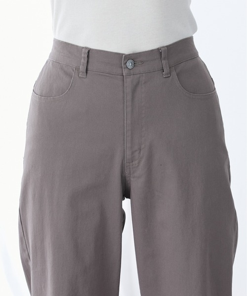 slattgir(スラットジール)の「高身長 綿混ワイドシルエットチノパンツ 丈長め・トールサイズ(チノパンツ・レディース・ブラック/ダークグリーン/モカ・TLL/T3L/T4L/T5L/TM/TL)」の17枚目の写真