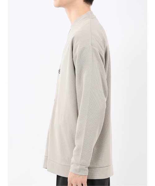 m.f.editorial（エムエフエディトリアル）の「【 ストレッチ Vネック】m.f.エディトリアル メンズ ワッフル 長袖カーディガン（カーディガン/ボレロ・メンズ・ベージュ/ブラック・MEDIUM/LARGE/X-LARGE）」の20枚目の写真