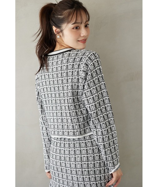 tocco closet(トッコ クローゼット)の「ゴールド釦ツイード風ニットカーディガン(ニット/セーター・レディース・グレー/ブラック/ピンク・M)」の10枚目の写真