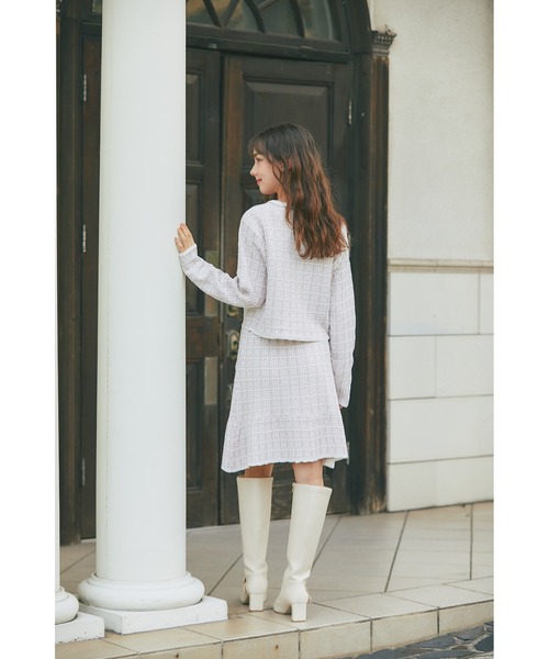 tocco closet(トッコ クローゼット)の「ゴールド釦ツイード風ニットカーディガン(ニット/セーター・レディース・グレー/ブラック/ピンク・M)」の19枚目の写真