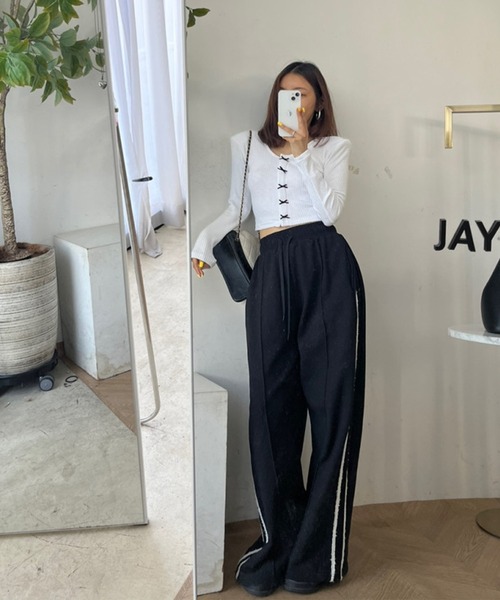 Doula Doula（ドゥーラドゥーラ）の「サイドライン入りワイドスウェットパンツ（その他パンツ・レディース・ブラック/グレー/ベージュ・FREE）」の8枚目の写真