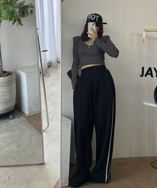 Doula Doula（ドゥーラドゥーラ）の「サイドライン入りワイドスウェットパンツ（その他パンツ・レディース・ブラック/グレー/ベージュ・FREE）」の10枚目の写真