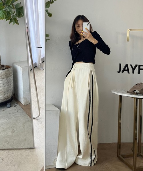 Doula Doula（ドゥーラドゥーラ）の「サイドライン入りワイドスウェットパンツ（その他パンツ・レディース・ブラック/グレー/ベージュ・FREE）」の17枚目の写真