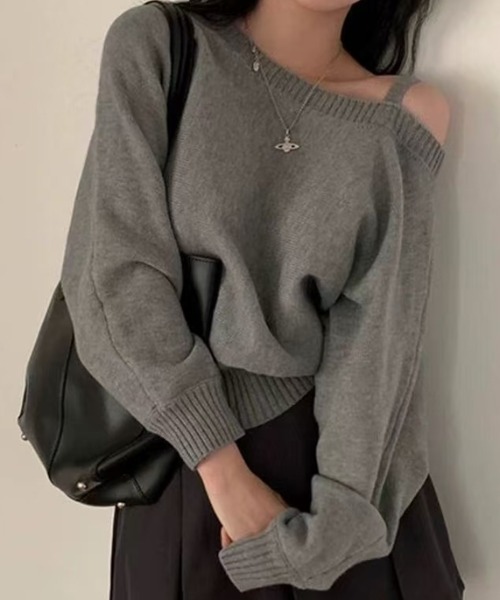 Ada.(エイダ)の「【Mellfy】ワンショルダー ふんわり ニットトップス(ニット/セーター・レディース・ネイビー/アイボリー/グレー・FREE)」の2枚目の写真