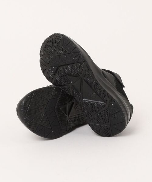 NEW BALANCE（ニューバランス）の「【New Balance】ニューバランス　PT578 ベルクロランニングスニーカー（スニーカー・キッズ・ブラック×ホワイト/ホワイト×ホワイト/ブラック×ブラック・18.0cm/19.0cm/20.0cm/21.0cm/17.0cm/21.5cm）」の5枚目の写真