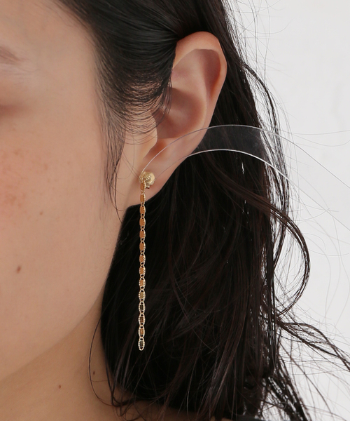LOUISE DAMAS PARIS(ルイーズダマスパリ)の「LOUISE DAMAS/ルイーズダマス SLOBE別注 チェーンピアス(ピアス(両耳用)・レディース・ゴールド・FREE)」の2枚目の写真