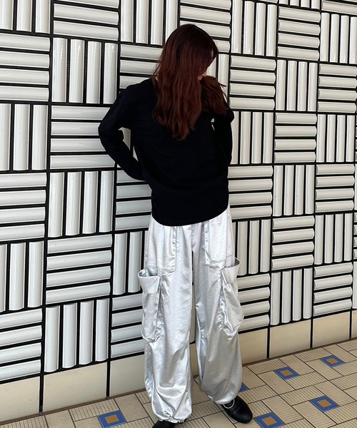 INTERPLAY（インタープレイ）の「【INTERPLAY】Script EMB. LOGO Long Sleeve Tee Shirt（Tシャツ/カットソー・レディース・ホワイト/ブラック/ナチュラル・LARGE）」の11枚目の写真