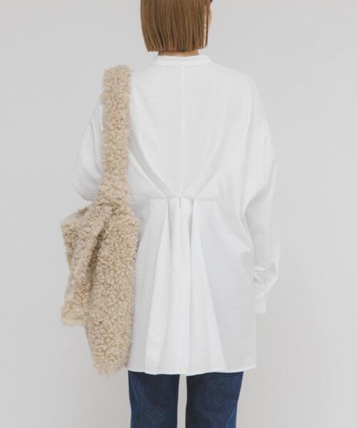 KBF(ケイビーエフ)の「ウエストタックロングシャツ(シャツ/ブラウス・レディース・グリーン系その他/オフホワイト/チャコールグレー・ONE)」の7枚目の写真