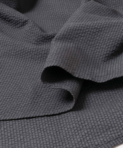 KBF(ケイビーエフ)の「ウエストタックロングシャツ(シャツ/ブラウス・レディース・グリーン系その他/オフホワイト/チャコールグレー・ONE)」の17枚目の写真