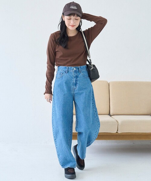 coen(コーエン)の「【定番/再入荷/新色登場】メロークルーネックロンT(Tシャツ/カットソー・レディース・コバルトブルー/その他1/ブラック/オフホワイト/ブラウン/ライム/クリーム・L/M)」の17枚目の写真