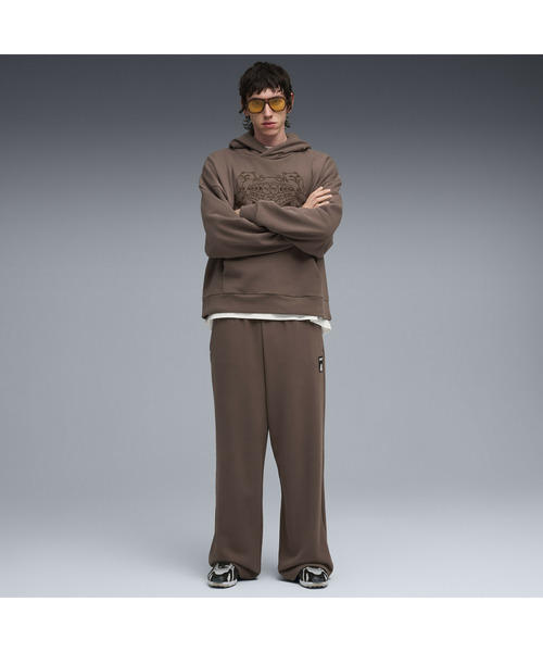 PUMA（プーマ）の「PUMA プーマ ユニセックス PUMA x RIPNDIP オーバーサイズド ワイド スウェット（その他パンツ・メンズ・ブロンズ/プラム/ブラック・X-LARGE/X-SMALL/SMALL/MEDIUM/LARGE）」の16枚目の写真