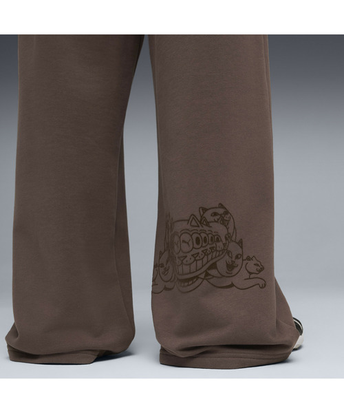 PUMA（プーマ）の「PUMA プーマ ユニセックス PUMA x RIPNDIP オーバーサイズド ワイド スウェット（その他パンツ・メンズ・ブロンズ/プラム/ブラック・X-LARGE/X-SMALL/SMALL/MEDIUM/LARGE）」の18枚目の写真