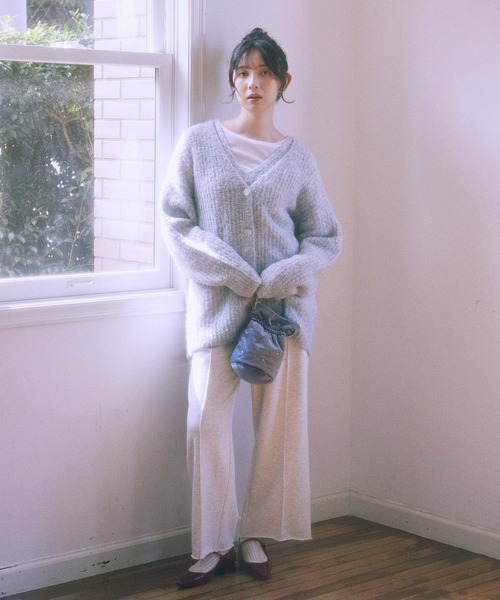 earth music&ecology（アースミュージックアンドエコロジー）の「MIXカラーブークレカーディガン（カーディガン/ボレロ・レディース・ライトブルー/オレンジ系その他/チャコールグレー/ベージュ・FREE）」の11枚目の写真