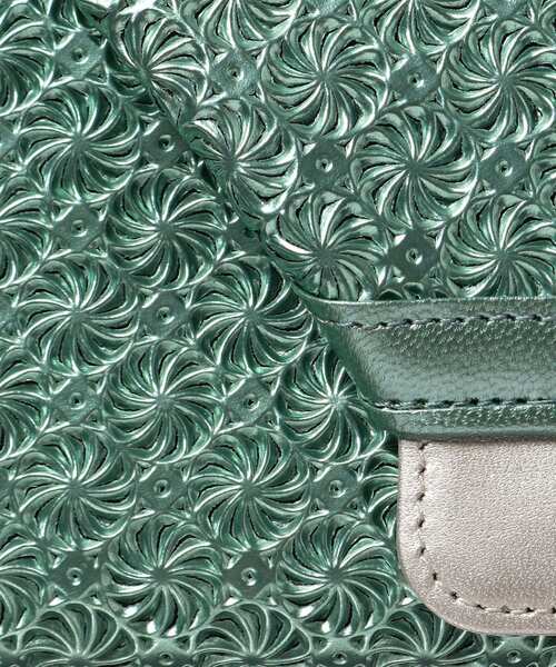 HIROKO HAYASHI（ヒロコハヤシ）の「GIRASOLE PIPERITA（ジラソーレ ピペリータ）長財布ミニ（財布・レディース・グリーン系・00）」の3枚目の写真