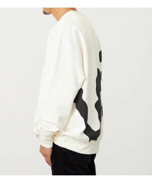 Lee(リー)の「バックビッグロゴスウェット【アウトレット店舗・WEB限定】(スウェット・メンズ・レッド/グリーン/アイボリー/チャコール・SMALL/MEDIUM/LARGE/X-LARGE)」の11枚目の写真