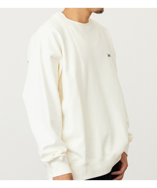 Lee(リー)の「バックビッグロゴスウェット【アウトレット店舗・WEB限定】(スウェット・メンズ・レッド/グリーン/アイボリー/チャコール・SMALL/MEDIUM/LARGE/X-LARGE)」の12枚目の写真