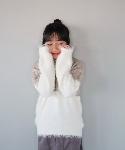 ikka(イッカ)の「【親子コーデ】ブークレーフェザー切り替えニット(120~160cm)(ニット/セーター・キッズ・ベージュ/ブルー・120/130/140/150/160)」の21枚目の写真