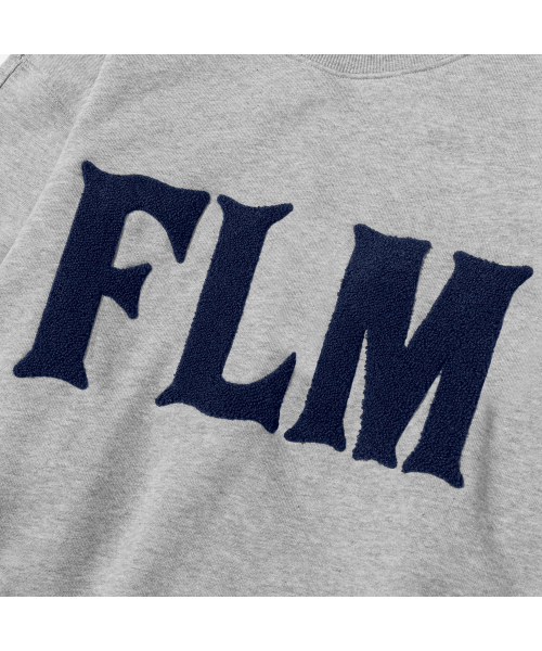 F.ILLUMINATE(フィルミネイト)の「FLM ブークルロゴ スウェットシャツ - メランジグレー(スウェット・レディース・その他・LARGE/SMALL/MEDIUM)」の8枚目の写真