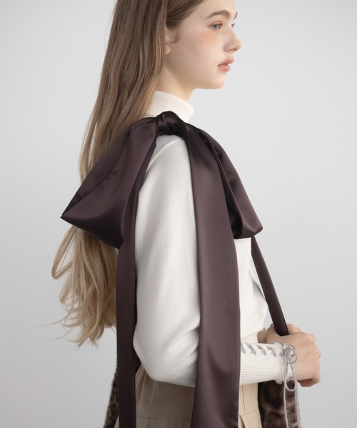 idem(イデム)の「fur big ribbon tote bag / サテンショルダーファーバッグ(ショルダーバッグ・レディース・ブラウン/グレー/アイボリー・FREE)」の20枚目の写真