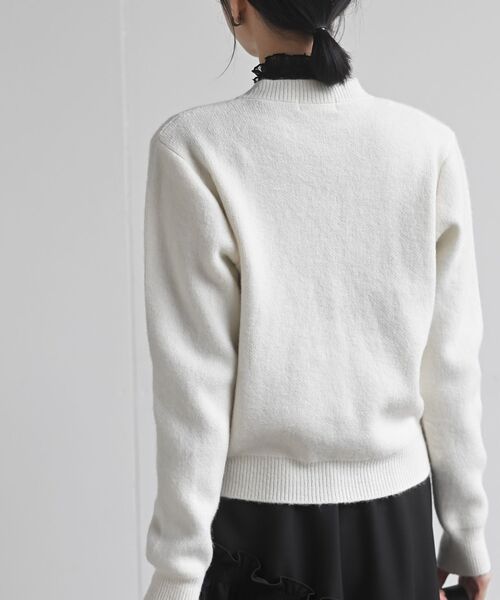 rps（アールピーエス）の「パールフラワーモチーフニットカーディガン（カーディガン/ボレロ・レディース・ブラック/アイボリー/杢グレー・フリー）」の9枚目の写真