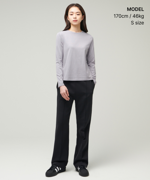 MUSINSA STANDARD WOMAN（ムシンサスタンダードウーマン）の「ウィメンズフレキシブルクルーネック長袖Tシャツ[パープルグレー]（Tシャツ/カットソー・レディース・その他・SMALL/MEDIUM/LARGE/X-LARGE/X-SMALL）」の2枚目の写真