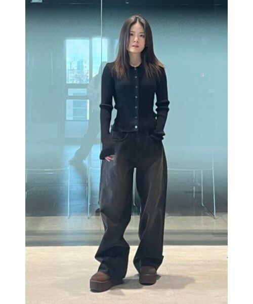 MUSINSA STANDARD WOMAN（ムシンサスタンダードウーマン）の「ウィメンズ90sバギーデニムパンツ[ラスティブラック]（デニムパンツ・レディース・その他・30/24/25/26/27/28/29）」の15枚目の写真