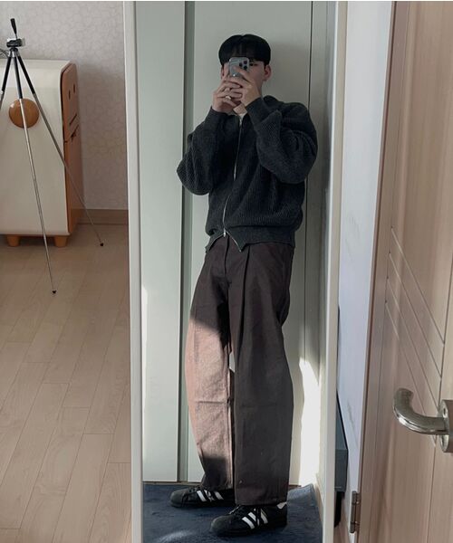 XERO（ゼロ）の「Clean Deep One Tuck Denim Pants [Brown]（デニムパンツ・メンズ・その他・LARGE/MEDIUM/SMALL/X-LARGE）」の4枚目の写真