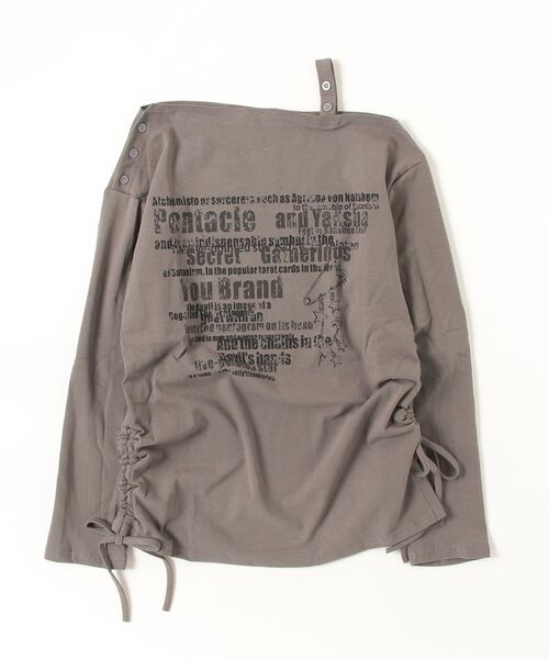 .KOM(ドットコム)の「A'GEM/9 × .kom 『.kom/ドットケーオーエム』 ワンショルダー風ロゴプリント長袖Tシャツ(Tシャツ/カットソー・レディース・グリーン/ブラック・FREE)」の21枚目の写真