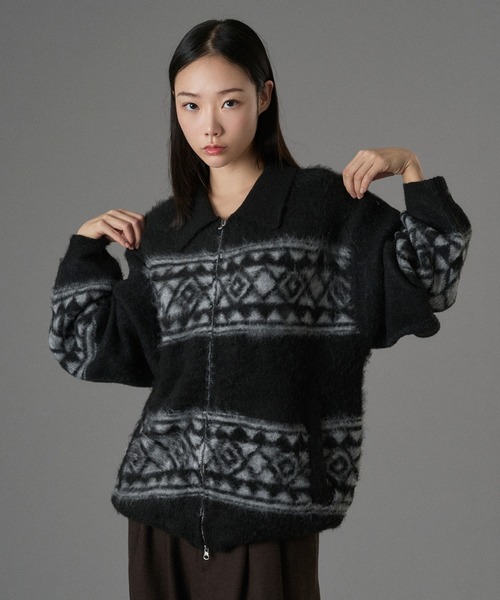 美品❤️ジバンシー　ニットカーディガン　総柄　ブラック　ウール　Lサイズ 美品❤️ジバンシー ニットカーディガン 総柄 ブラック ウール Lサイズ