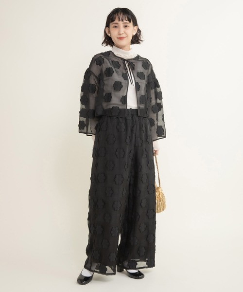 Dot＆Stripes CHILD WOMAN（ドットアンドストライプス　チャイルドウーマン）の「シアーフラワーカットジャカード はおりショートブラウス(セットアップ対応)（シャツ/ブラウス・レディース・ブラック・FREE）」の9枚目の写真