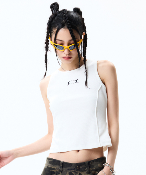 CRITIC(クリティック)の「WORMHOLE SLEEVELESS TOP (FOR WOMEN) WHITE(Tシャツ/カットソー・レディース・その他・FREE)」の1枚目の写真