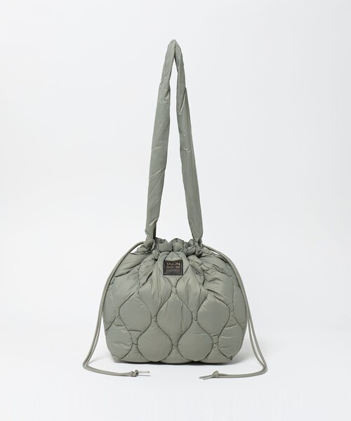 TAION（タイオン）の「＜TAION＞ソフトシェル  ダウン ショルダーバッグ（ショルダーバッグ・メンズ・ブラック/オフホワイト/ケリーグリーン・FREE）」の12枚目の写真