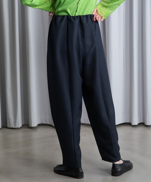 MARECHAL TERRE（マルシャルテル）の「【UV / 防シワ 機能付き】コクーンパンツ（その他パンツ・レディース・ブラック/ネイビー/グレー/サンドベージュ/ラベンダー・MEDIUM）」の11枚目の写真